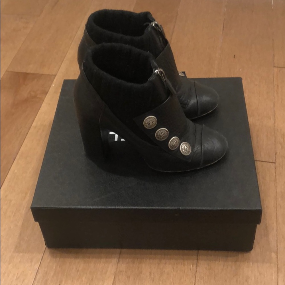 Chanel Bottines Noir Bottines Bootie